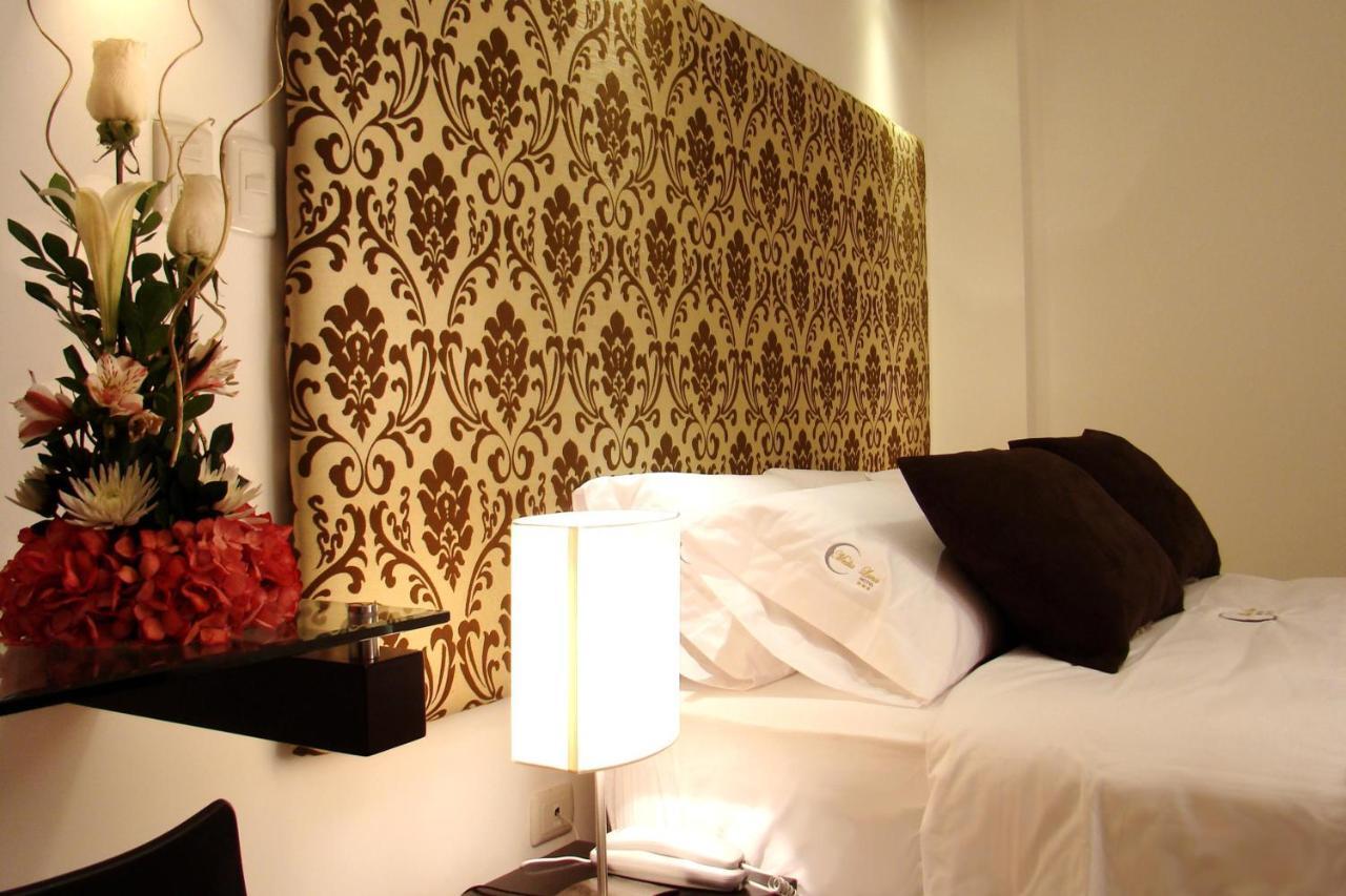 Hostal Media Luna ตรูคีโย ภายนอก รูปภาพ